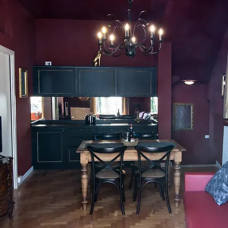 Washington Al Vittoriale Apartment *
