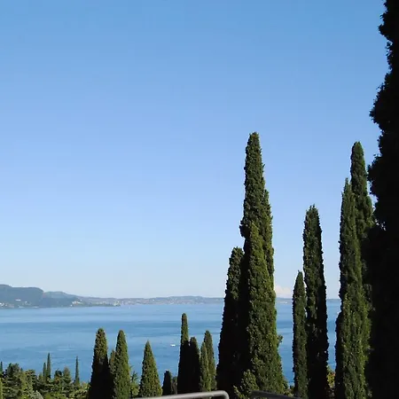 Washington Al Vittoriale Apartment *